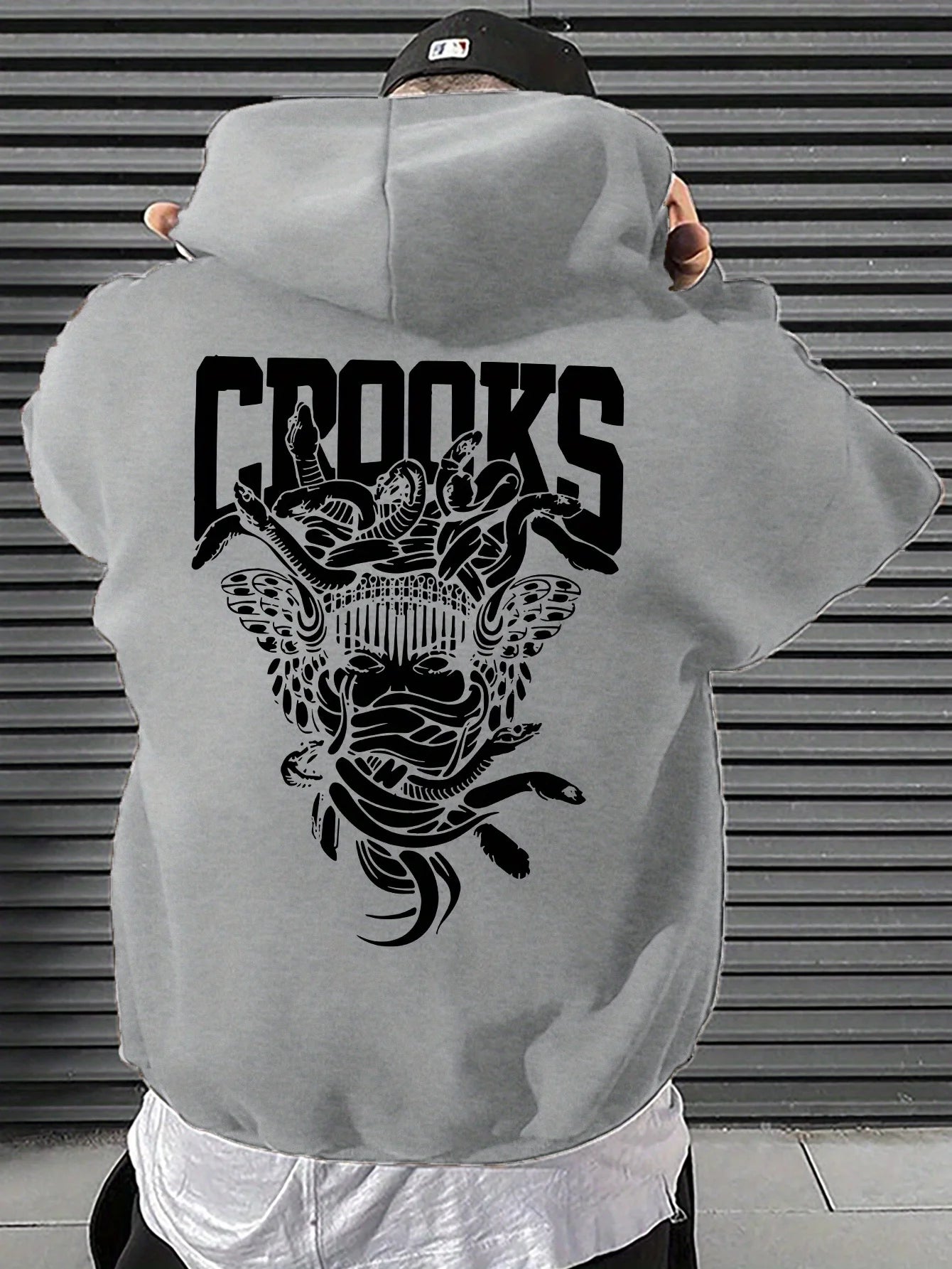 Geometric Print Hoodie – Stylish All-Season Streetwear