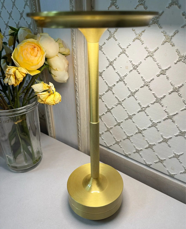 Golden Hour Room - THE RETRO AURA