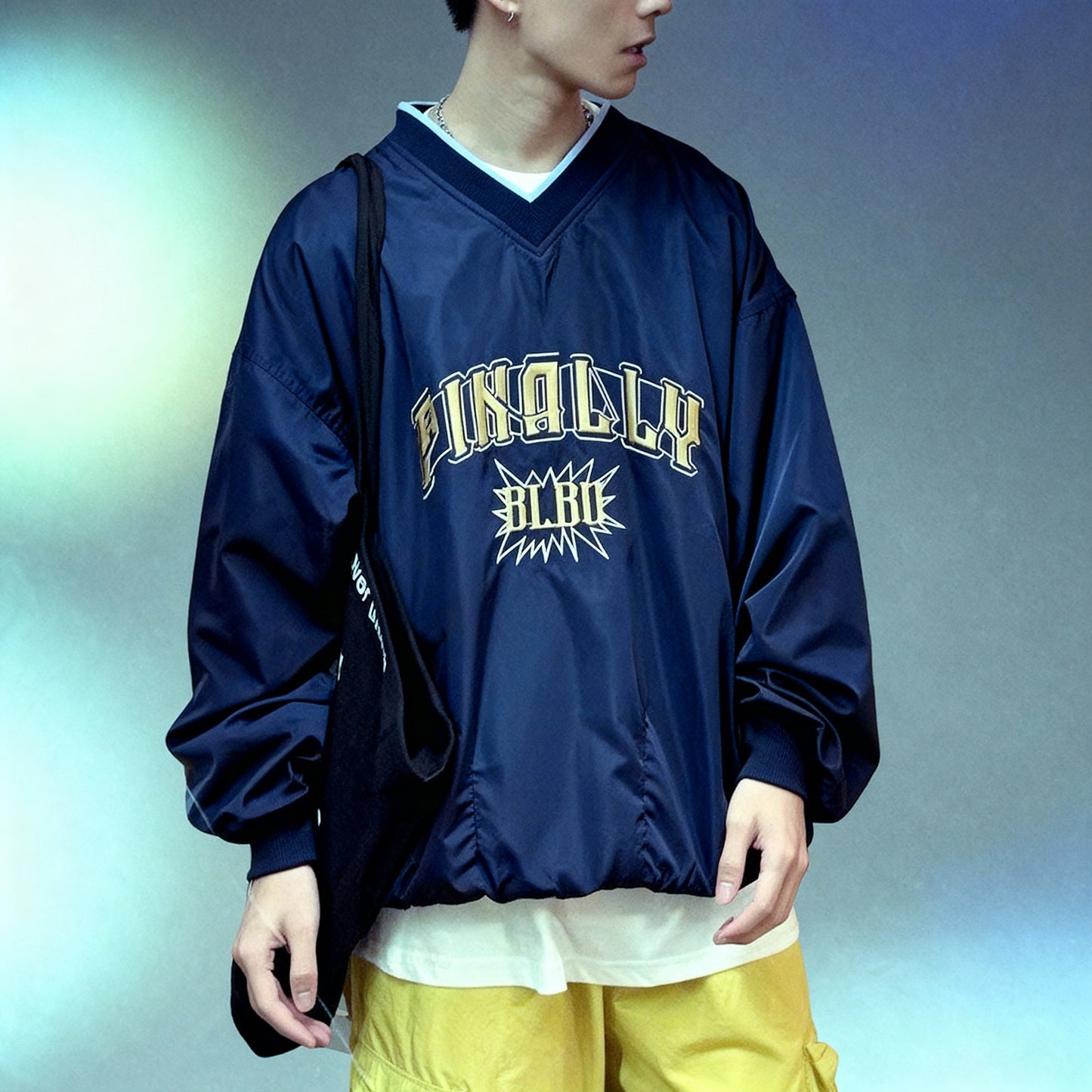 Embroidered Crewneck – Korean Urban Street Style