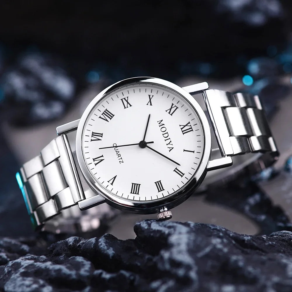 Casual Round Dial Quartz Watch