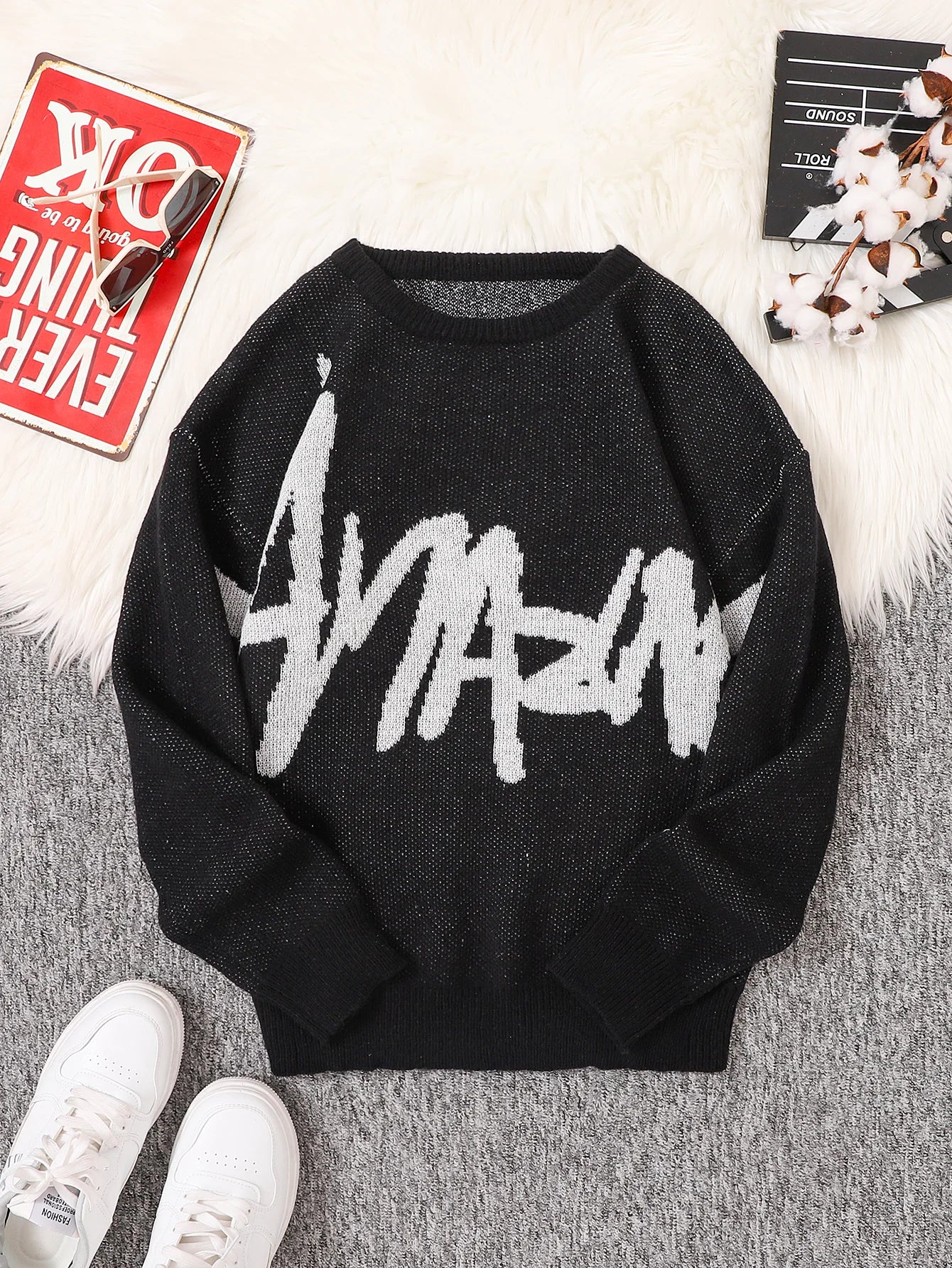 Graffiti Knit Sweater – Contrast Color Street Style