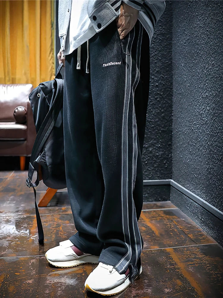 Side-Zip Sweatpants – Baggy Cargo Sport Style