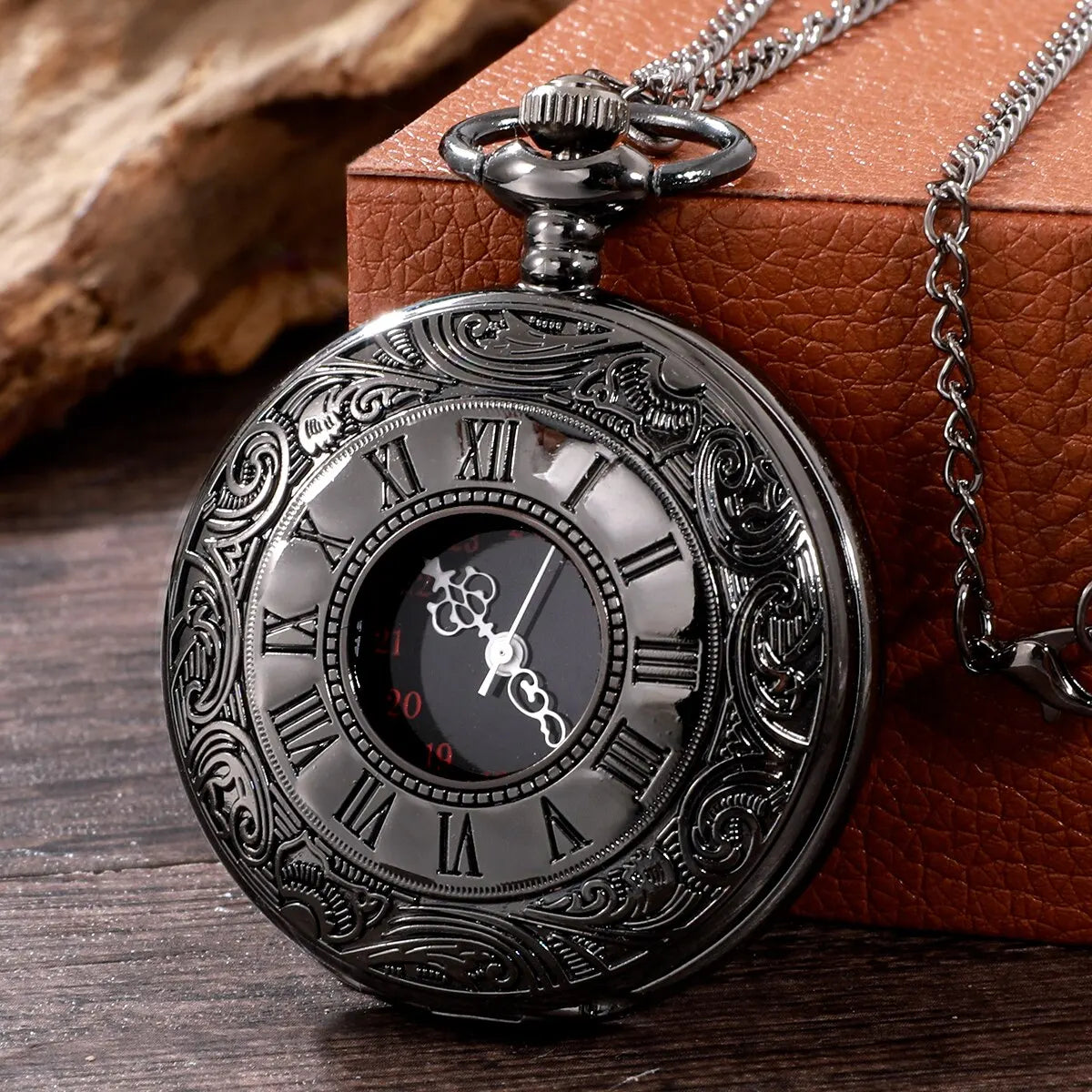 Retro Steampunk Quartz Pendant Watch
