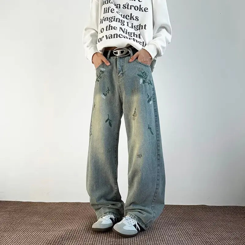 Embroidered Straight-Leg Jeans – Trendy High Street Style